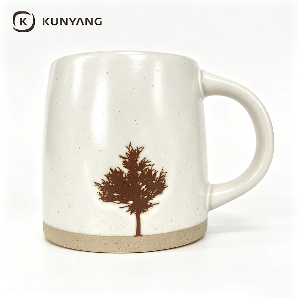 Single Pine Tree Wodden Bottom Ceramic Mug