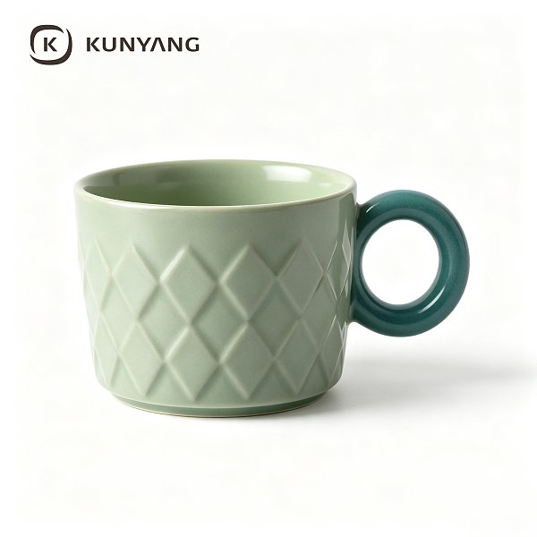 Embossed Diamond Green Mug