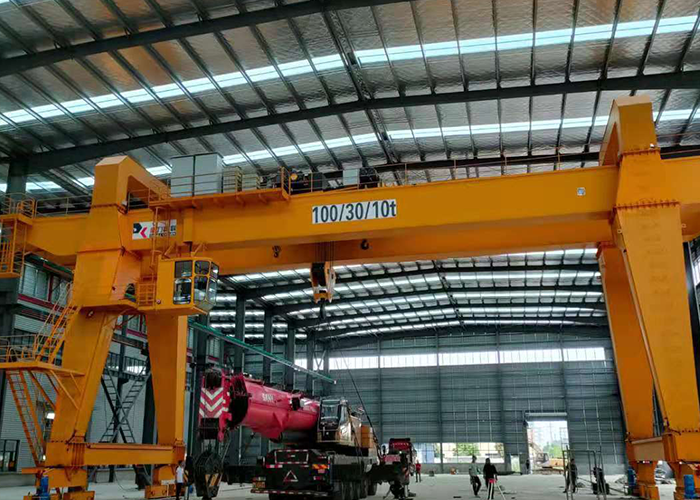 Gantry crane for general use