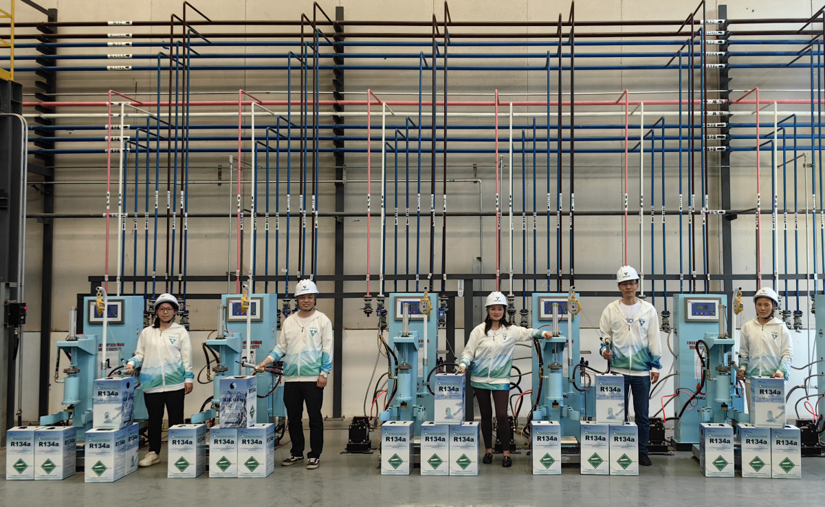 R134a shingchem filled.jpg