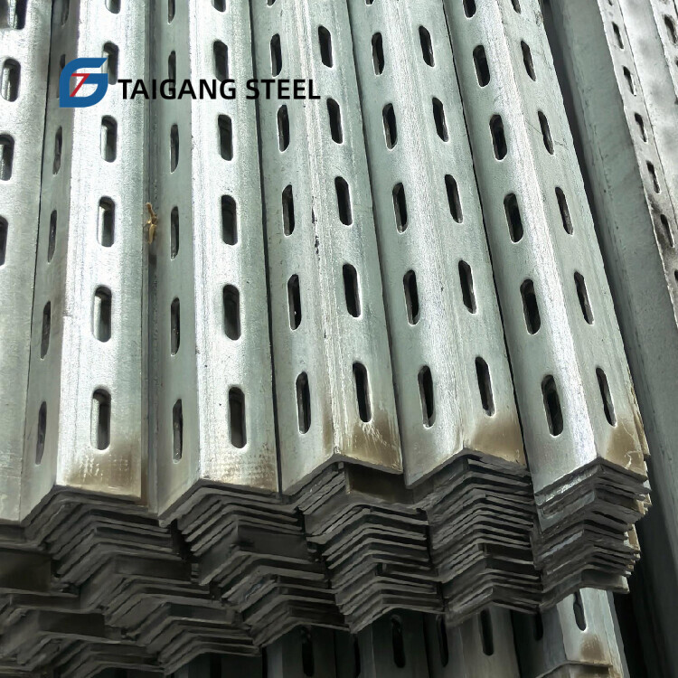 Structural steel angle / Angle steel 
