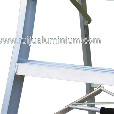 Aluminium Platform Stepladder