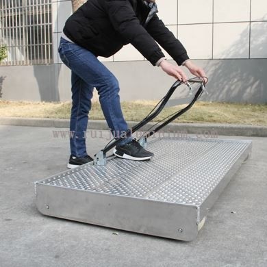 usage of railway trolley