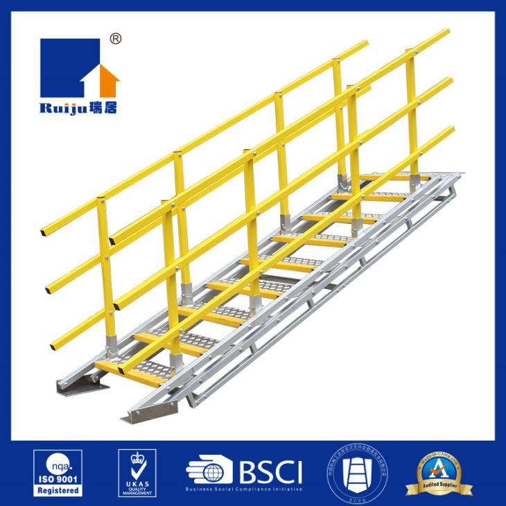 Self-Levelling Stair