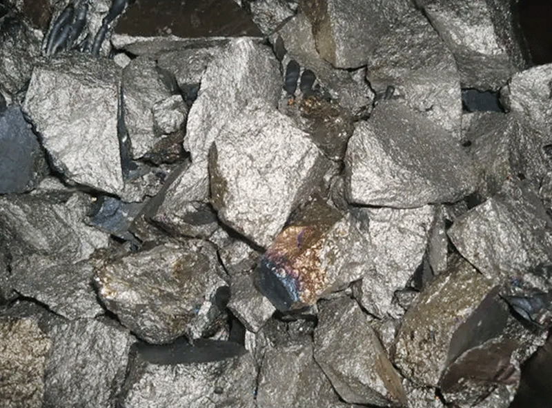 Pretreatment technology of refractory gold ore