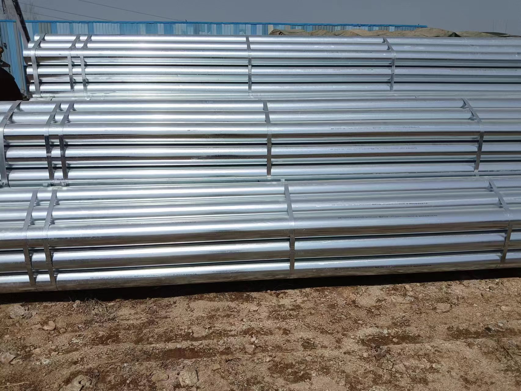 Galvanized round pipe