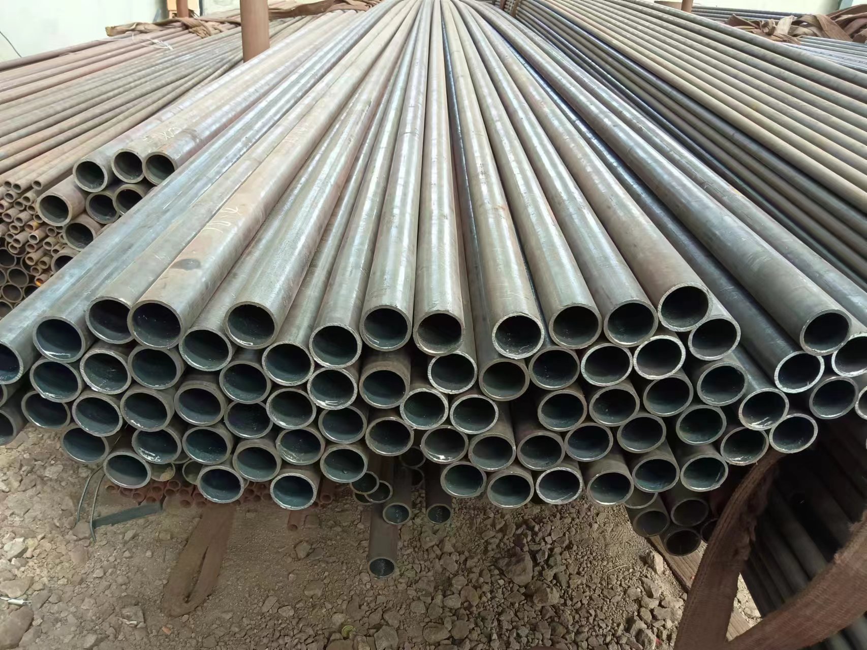 27SiMn Seamless steel pipe