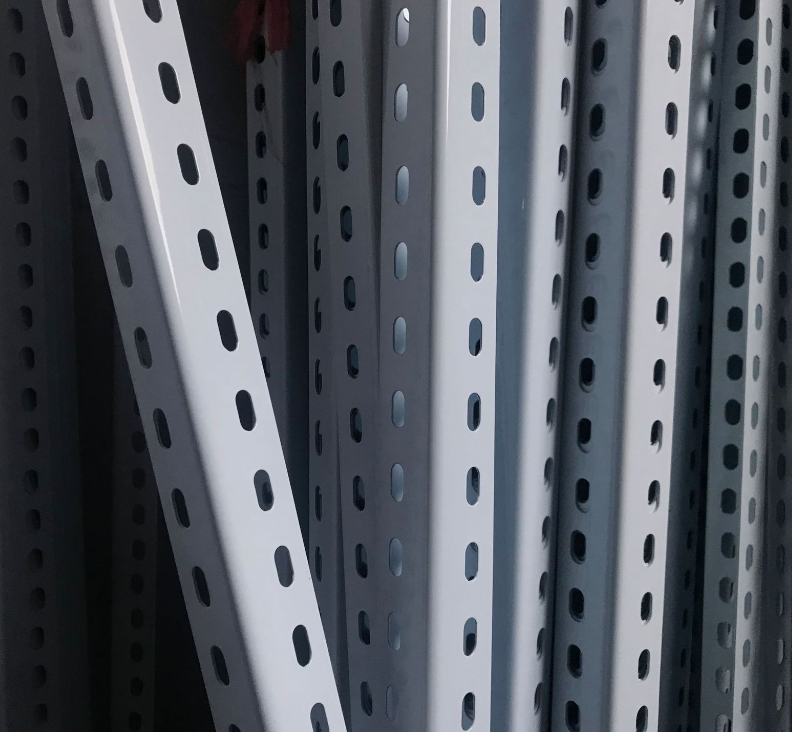 Hot dipped galvanized angle steel/ angle iron sizes / steel angle bar