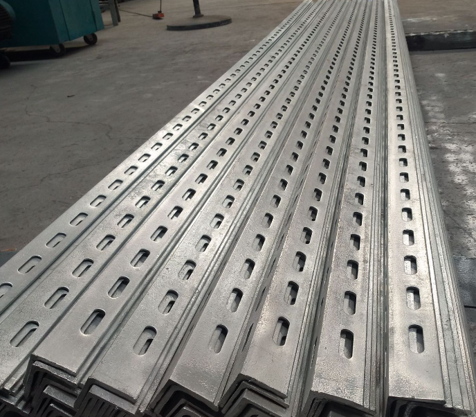 High Quality Q235 20x20x3mm Angle Steel From China