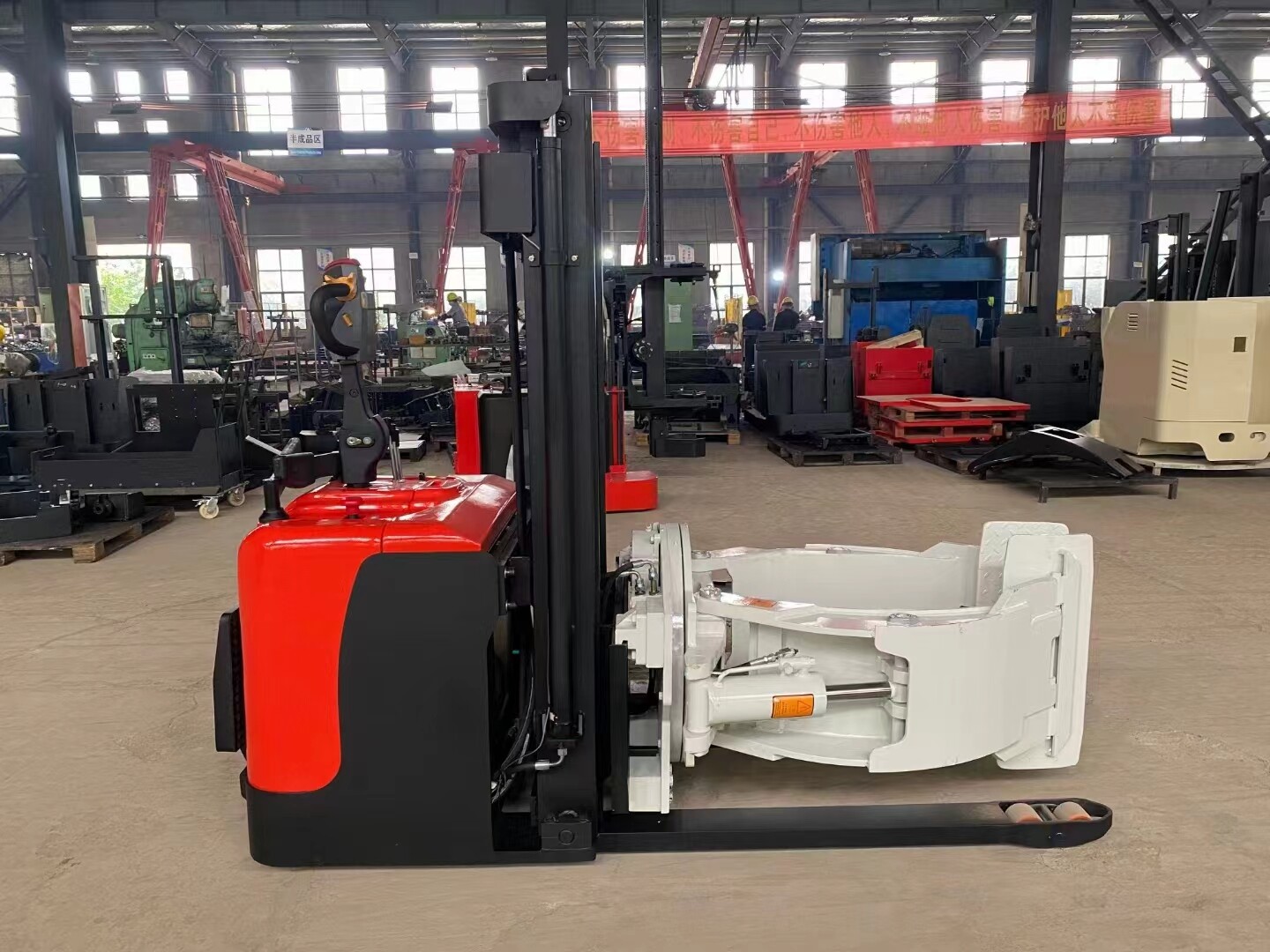 2 ton stand-up type electric van