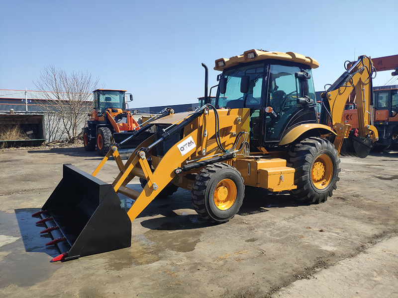 QTM388 Backhoe Loader