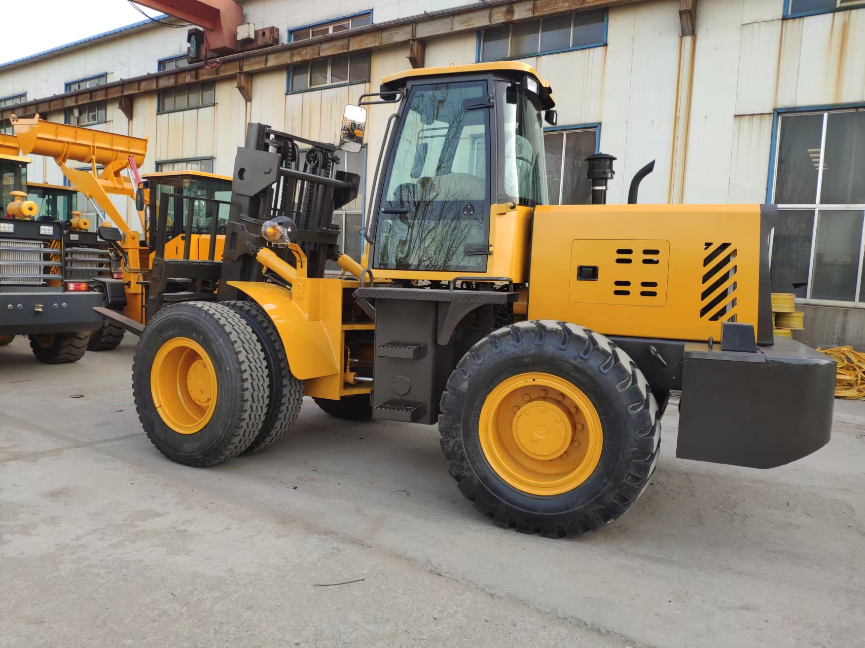 QTM70 All Terrains Forklift