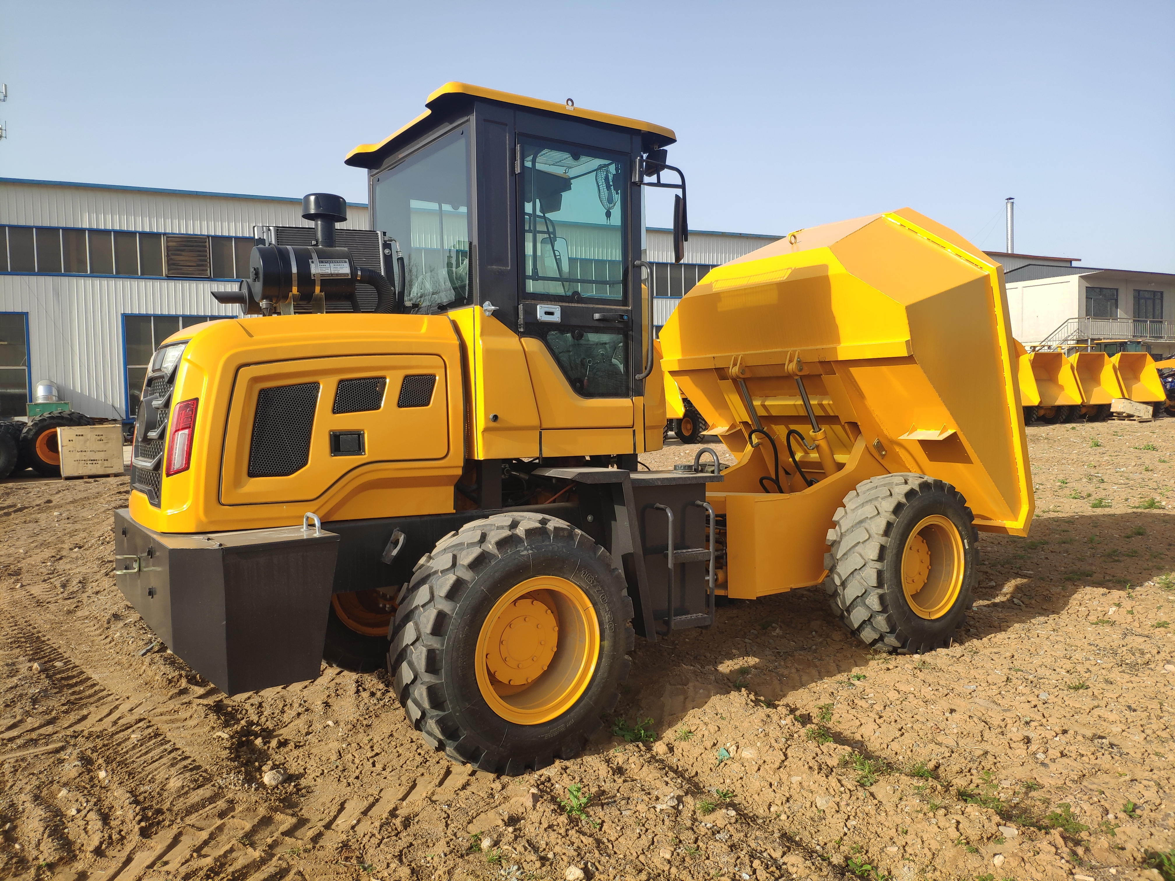 QTM50Y Transport Truck Transporter