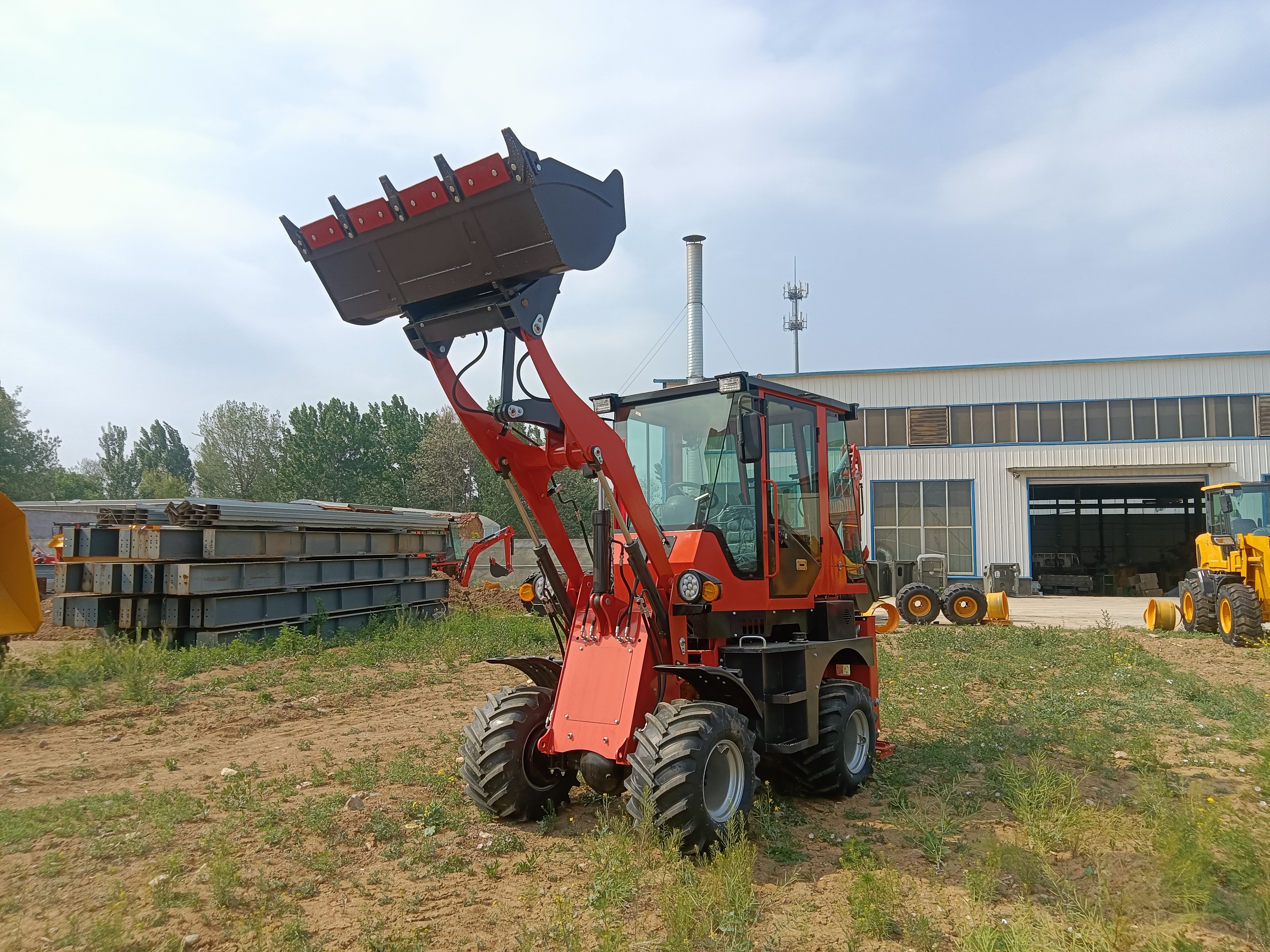 QTM35-10 Backhoe Loader