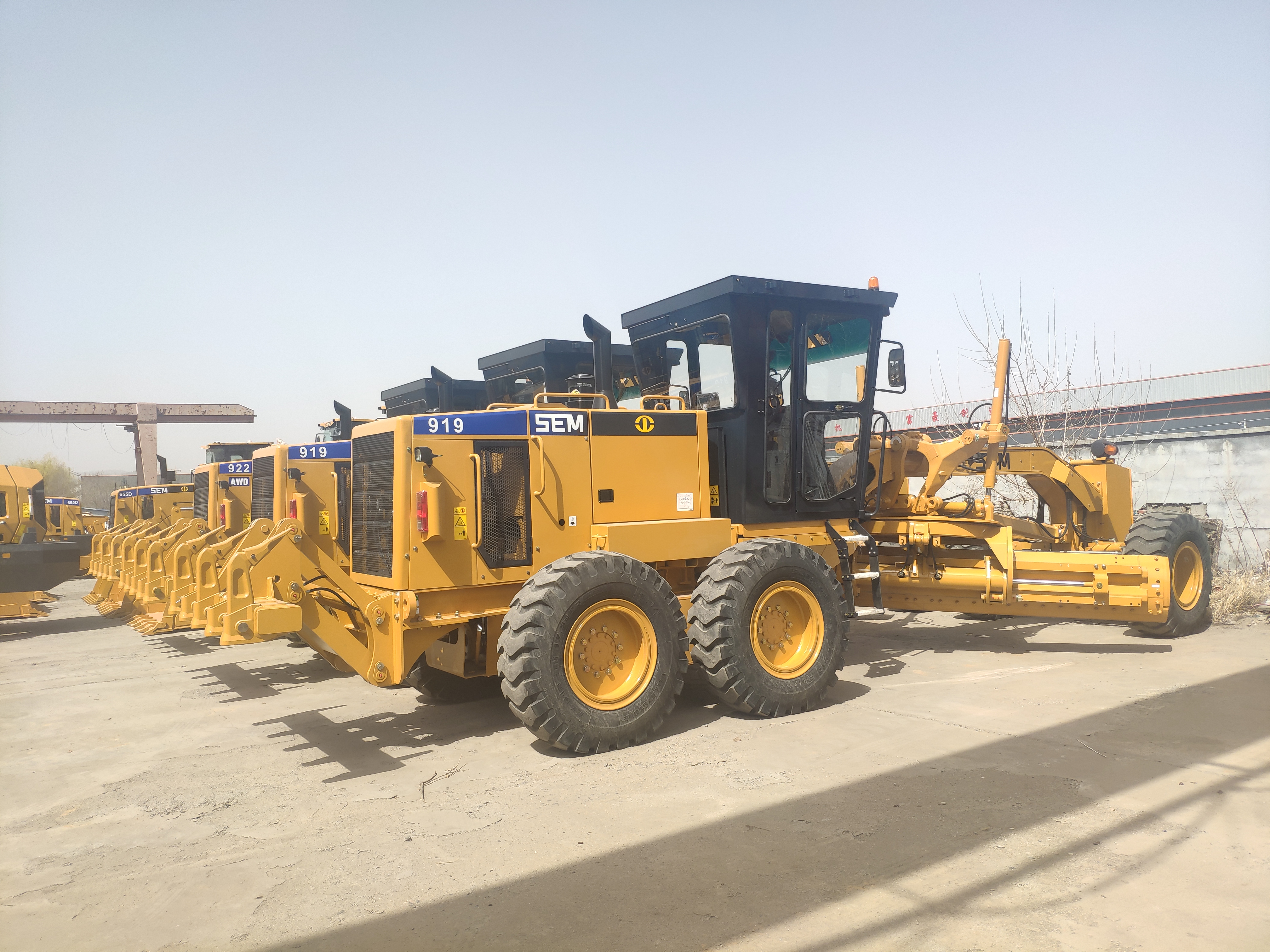 SEM919 Motor Grader