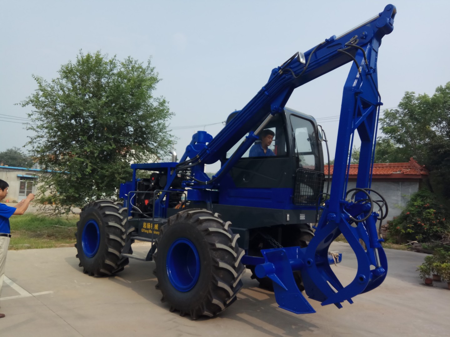 QTM7600 Sugarcane Loader