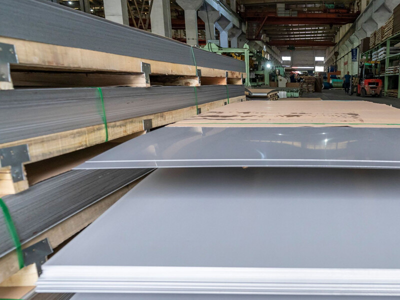 Alloy structural steel