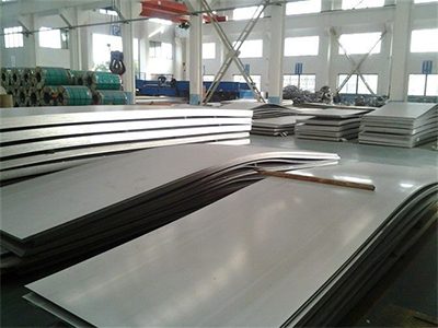 The difference between carbon steel and stainless steel