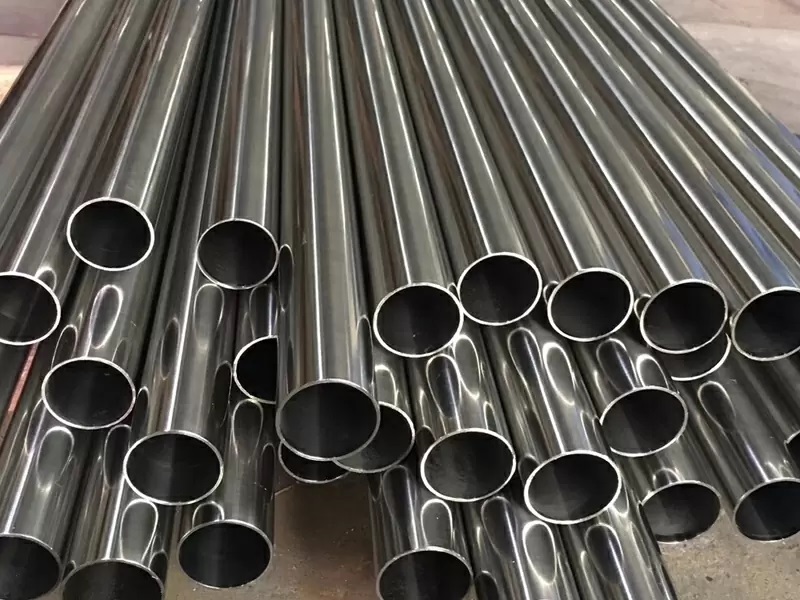 How to maintain the surface quality of stainless steel pipe