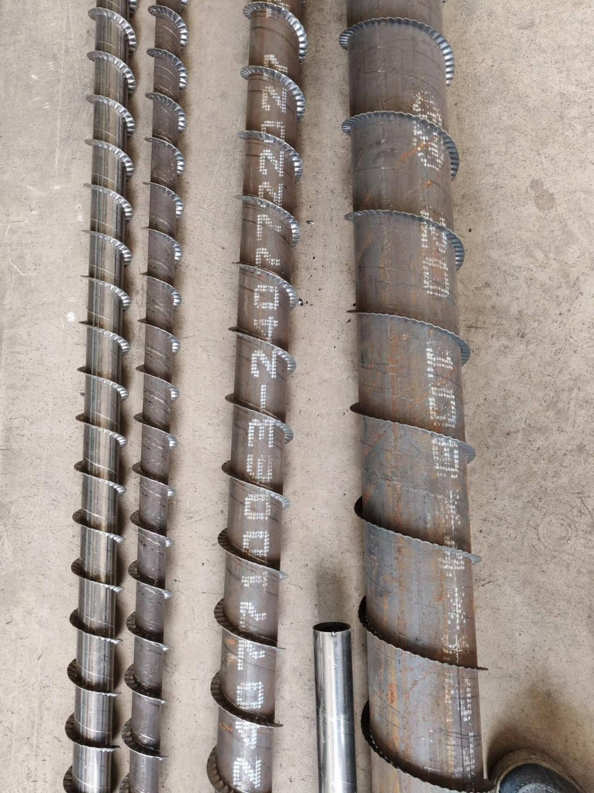 heat-exchang-tube-in-the-coaxial-heat-exchanger.jpg 1741596658757645058226487296.jpg