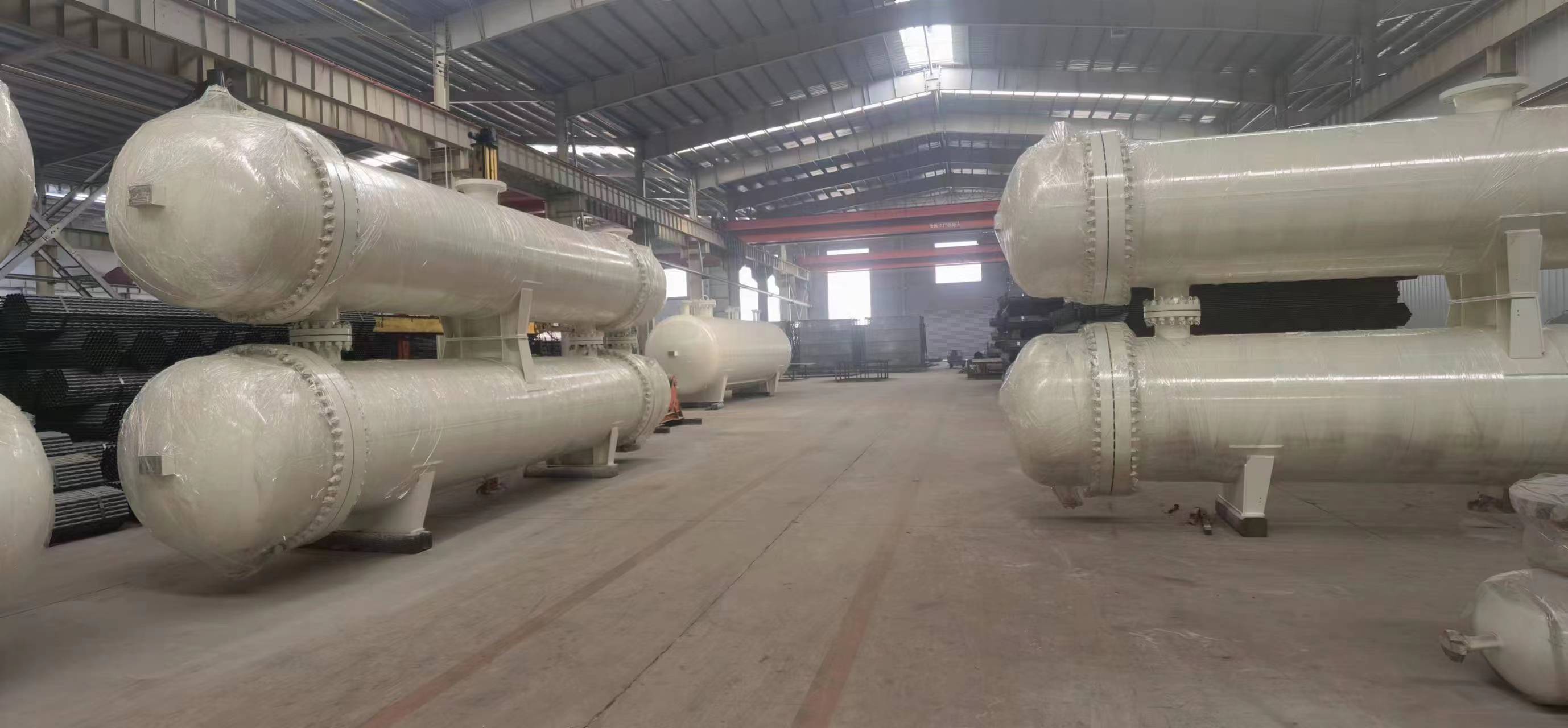 Shell and tube heat exchanger