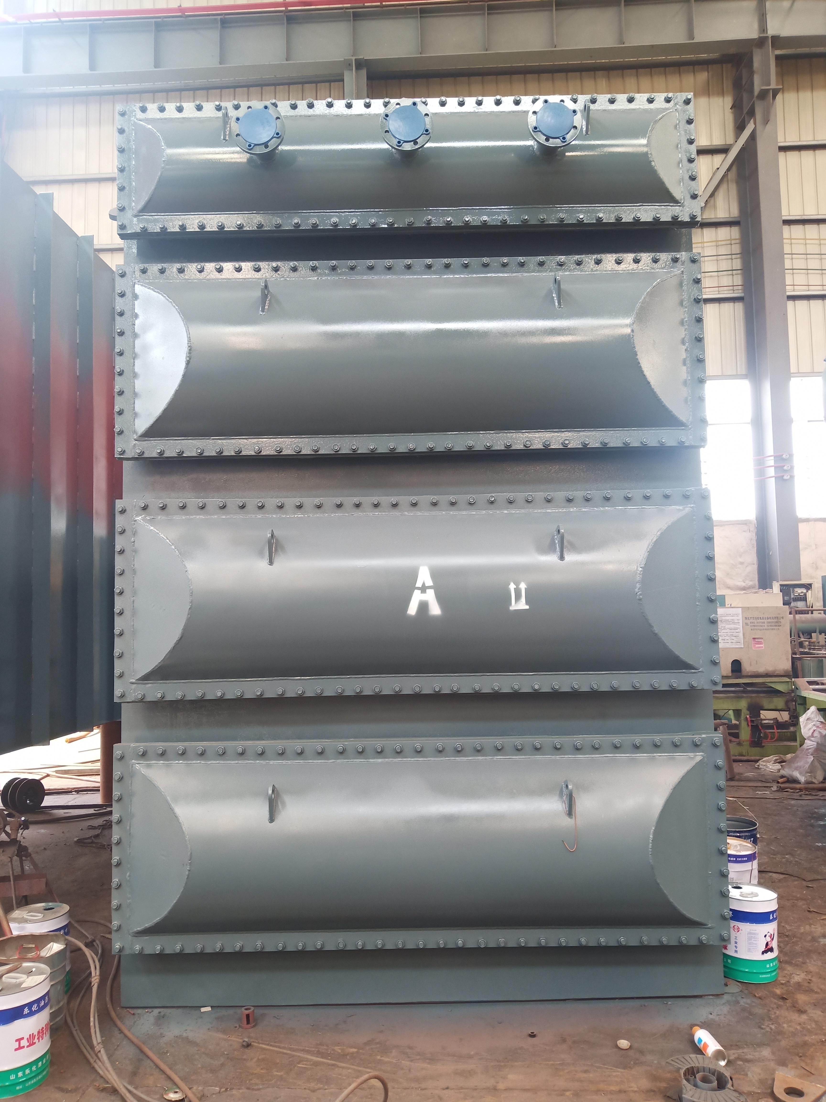 Primary gas cooler and final cooler