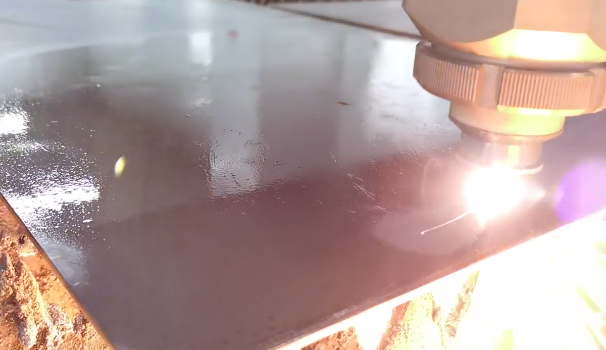 Laser cutting machine for cutting metal materials such as carbon steel and stainless steel Guohong Laser 41 subscribers