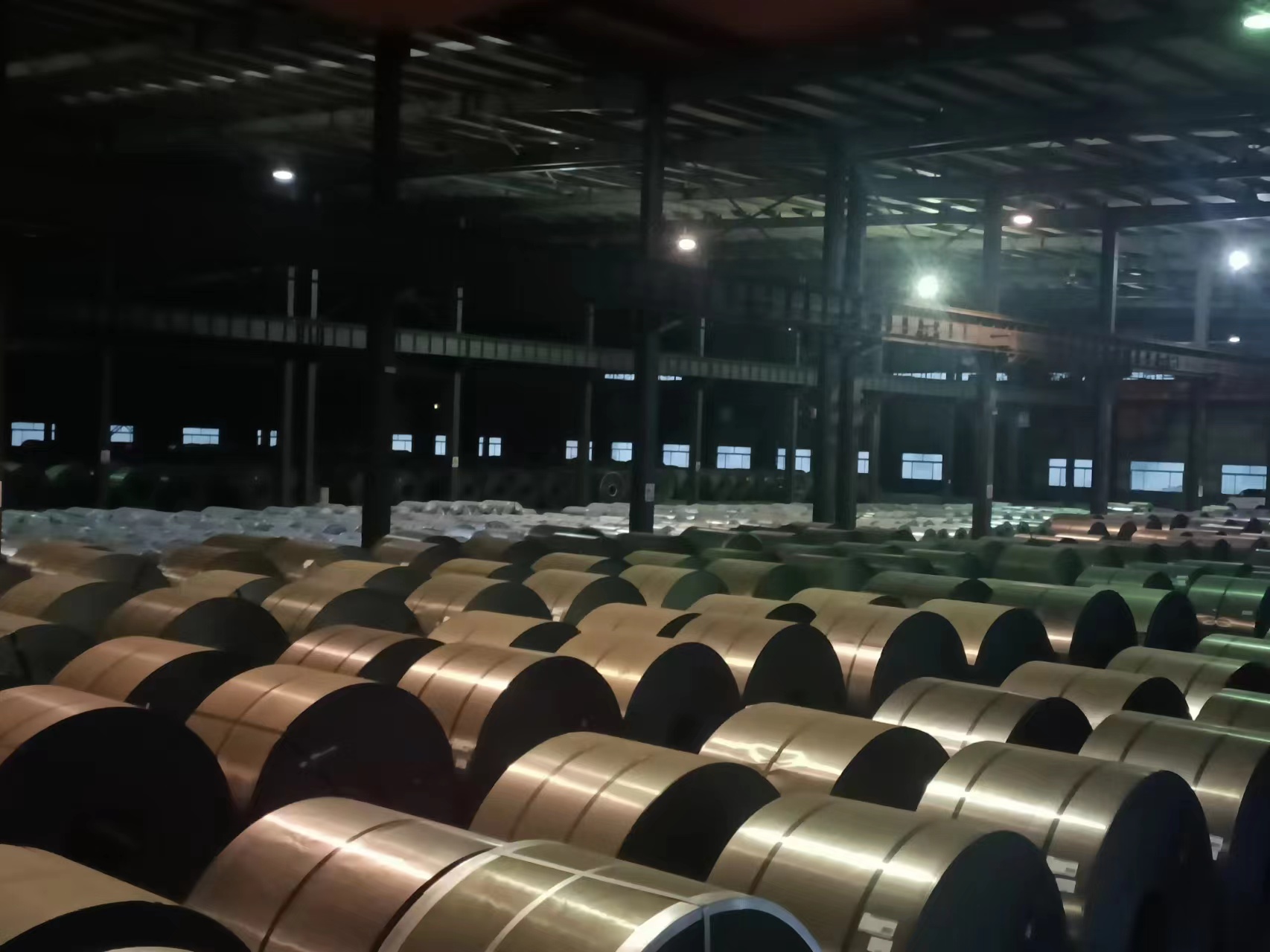 WHAT IS CARBON STEEL ? WHAT IS CARBON STEEL ?