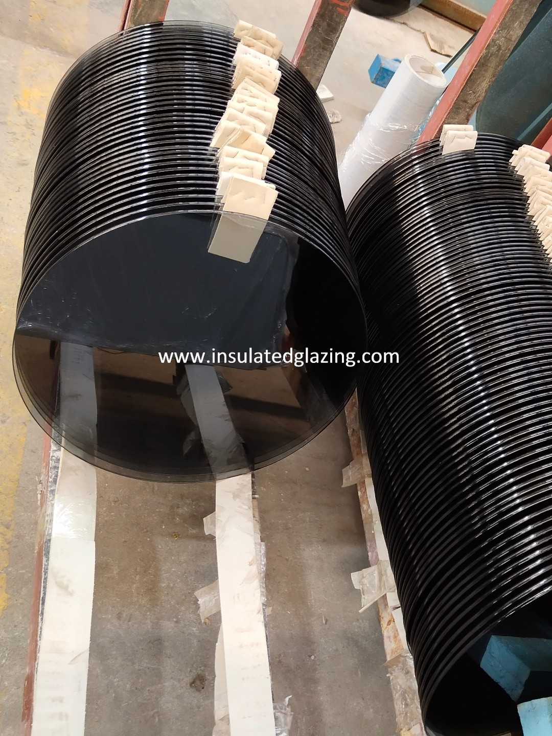 grey round tempered glass 3.jpg grey round tempered glass 3.jpg