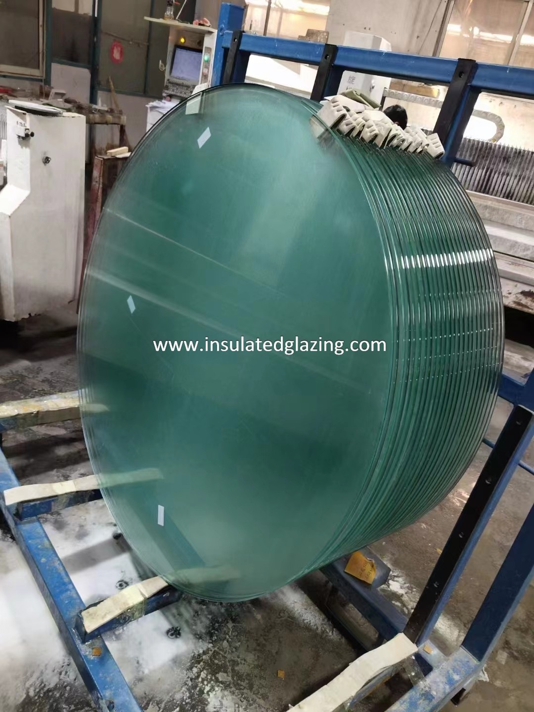round tempered glass with flat polished edge 3.jpg round tempered glass with flat polished edge 3.jpg