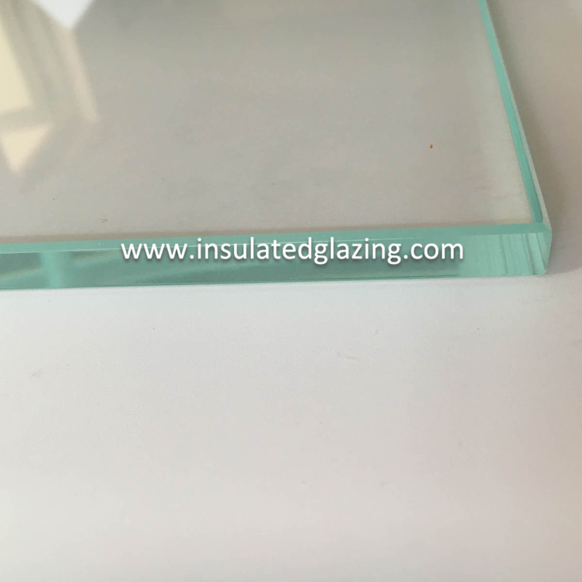 10mm tempered glass polished edges.JPG