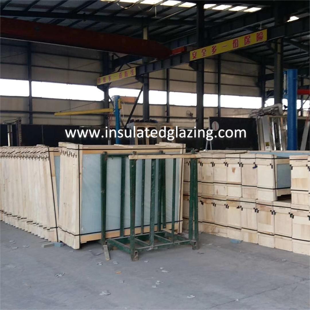 laminated glass packing.jpg