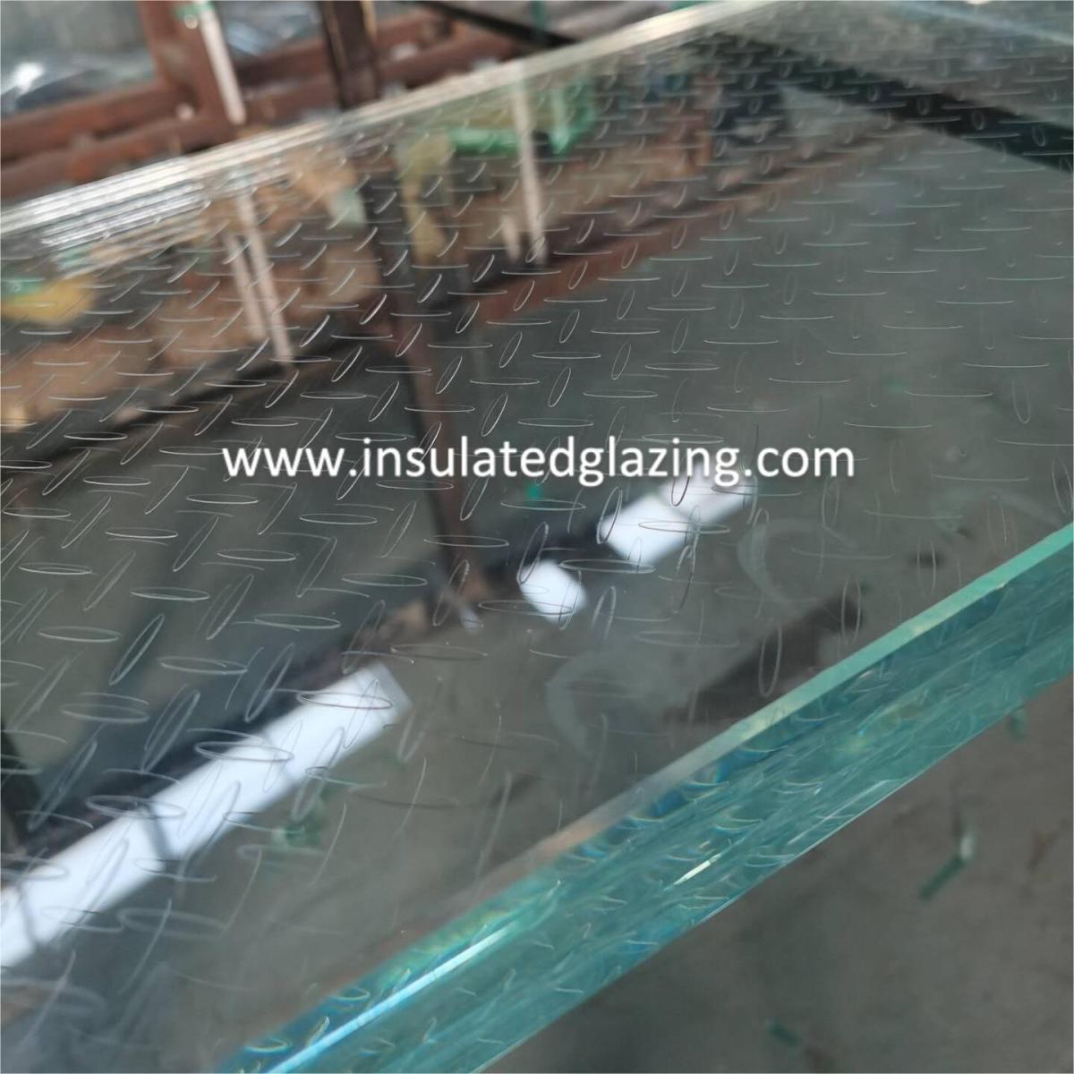 Anti-Slip Tempered Laminated Glass For Floor 3.jpg Anti-Slip Tempered Laminated Glass For Floor 3.jpg