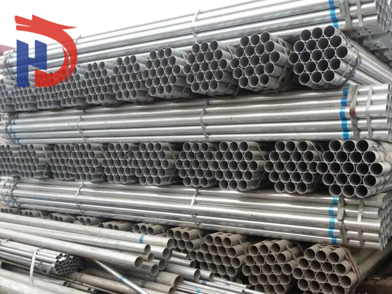 Q215 Galvanized Round Pipe