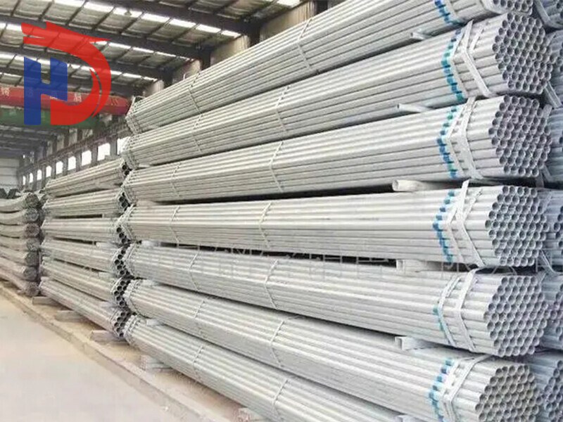 Q215 Galvanized Round Pipe