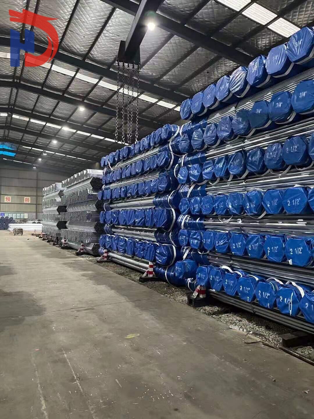 ST37-2  Galvanized Round Pipe