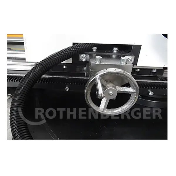 R315A/R630A Saddle radius band saw