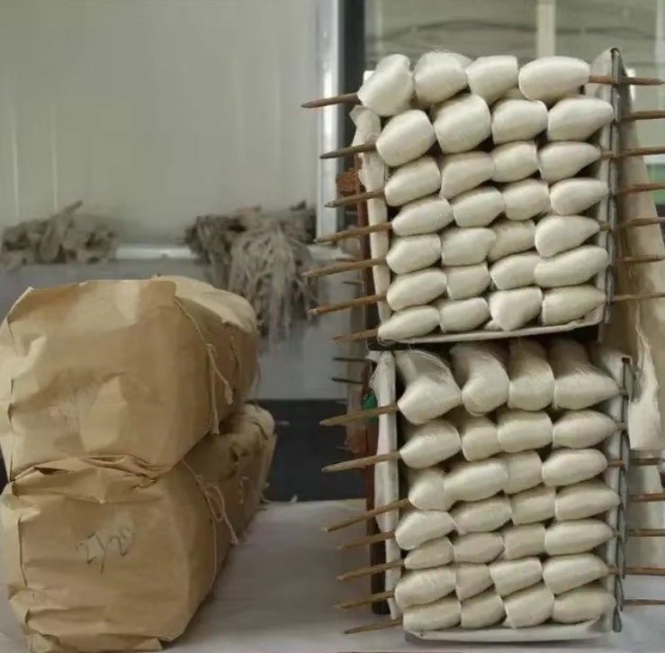 Undyed Raw Silk 20/22 100% Mulberry Silk Yarn for Weaving and Knitting Mulberry Silk Thread Grade 6A,5A,4A,3A,2A,1A,33/37D tassah silk