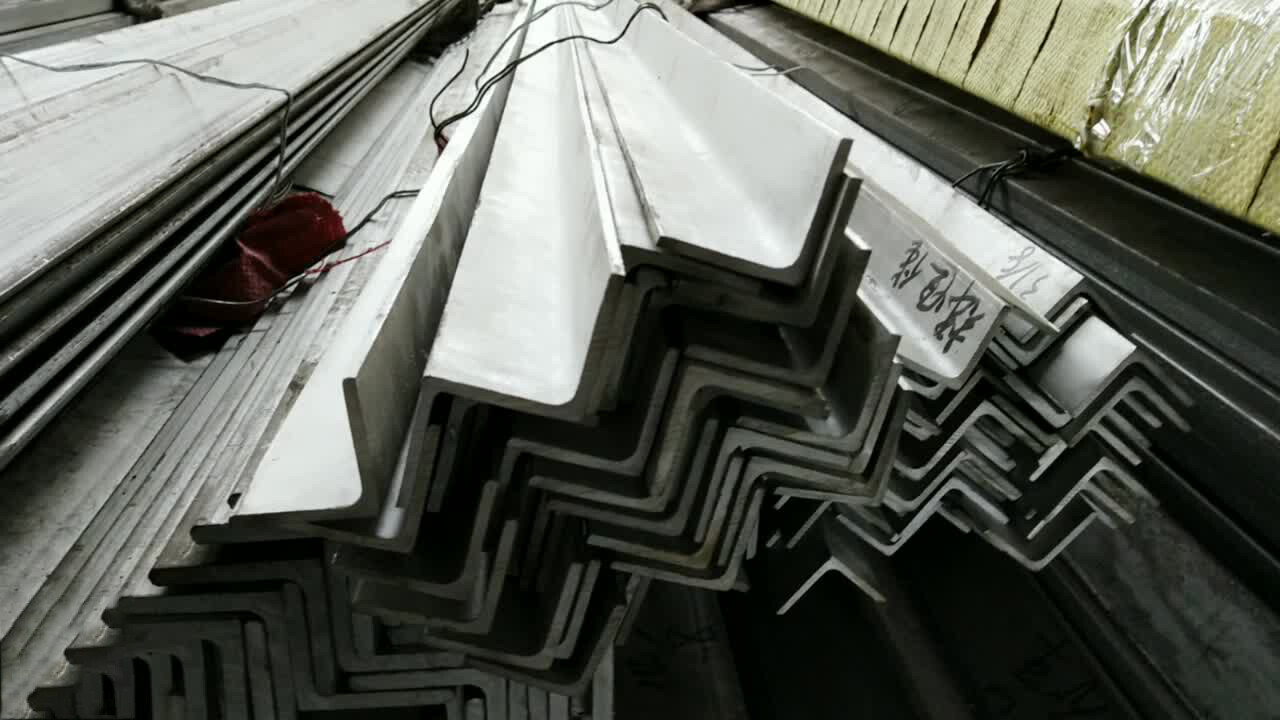 A36  Carbon Steel Angle 