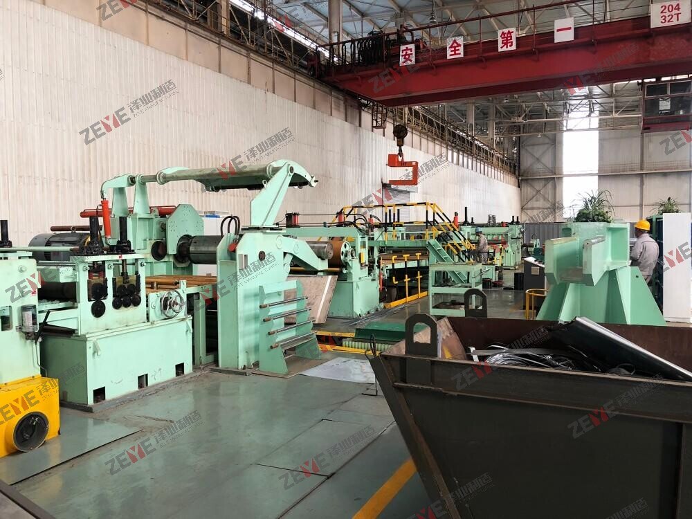 Cut To Length Machine For AL SS HR CR ZAM PPGI steel coils