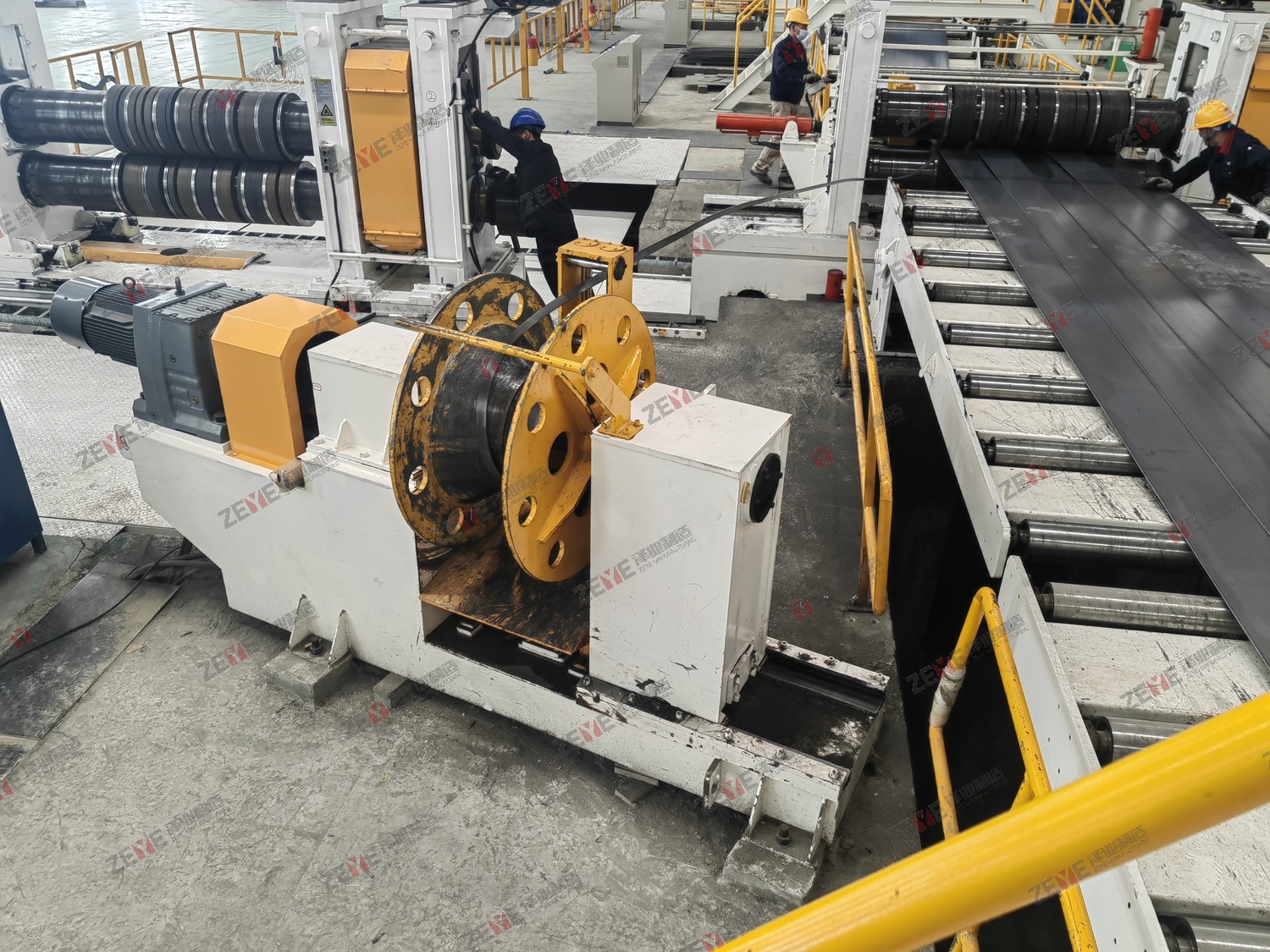  Heavy gaugeslitting line for Precision SteelProcessing