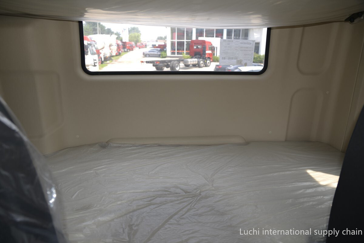 M3000 diesel, red, 430Hp, 6x4, MT