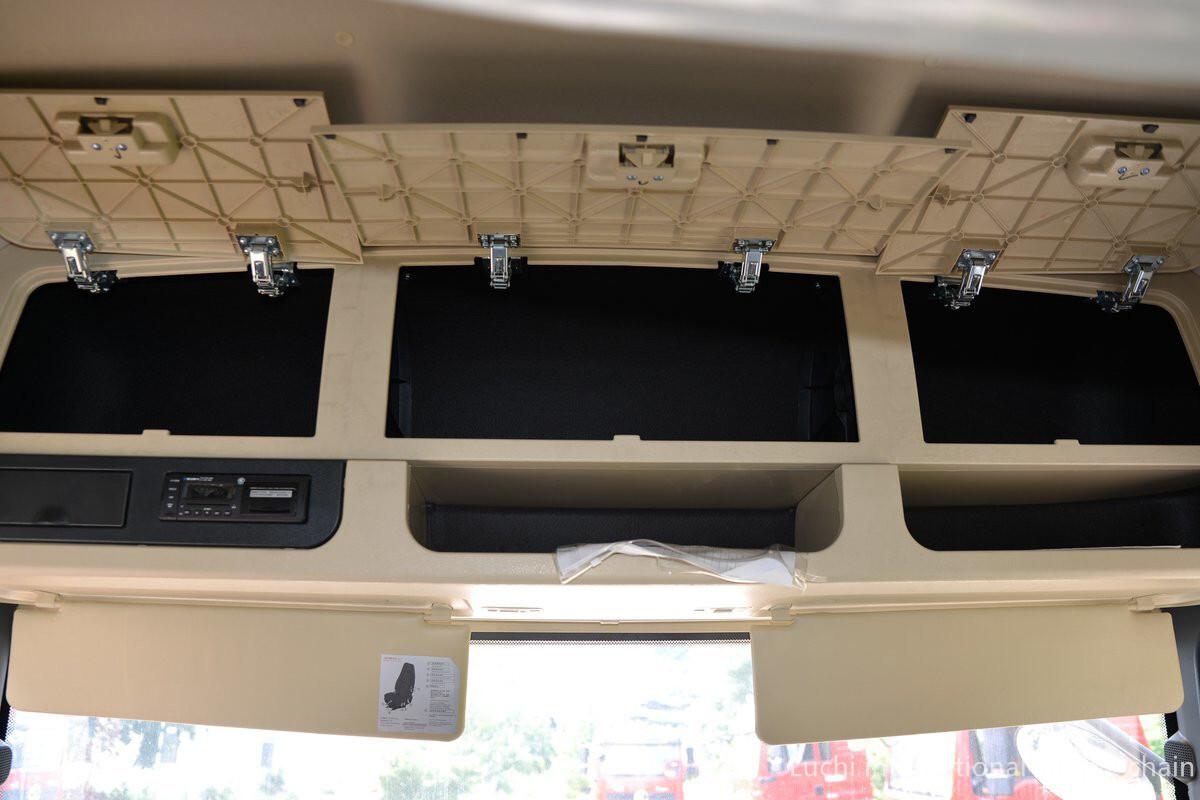 M3000 diesel, red, 430Hp, 6x4, MT