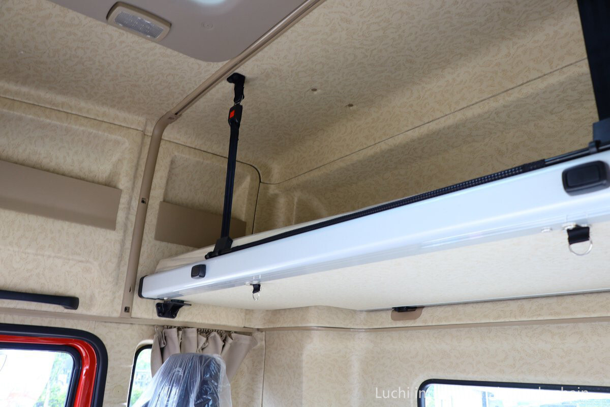 X3000 diesel, red, 550Hp, 6x4, MT