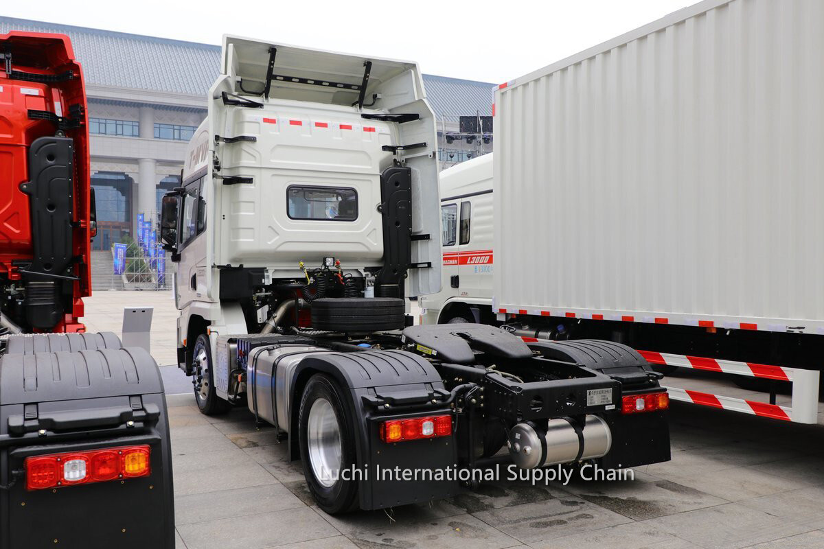 X3000 diesel, white, 440Hp, 4x2, MT