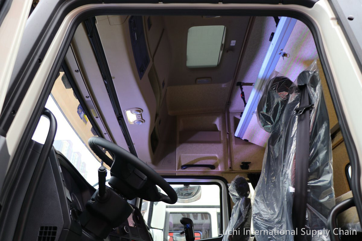 X3000 diesel, white, 440Hp, 4x2, MT