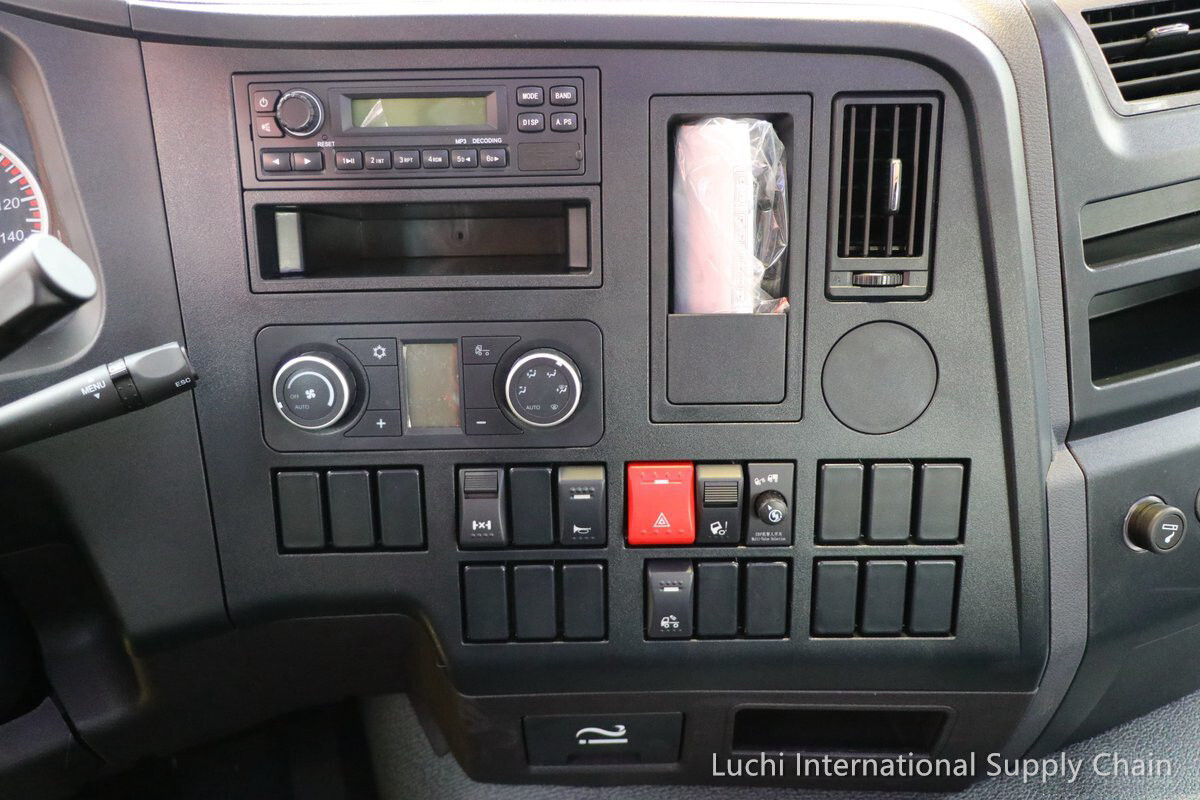 X3000 diesel, white, 440Hp, 4x2, MT