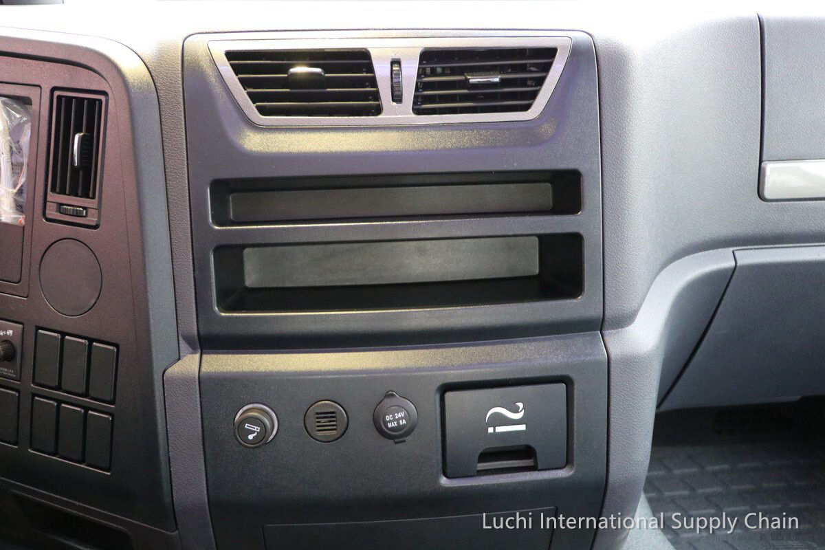 X3000 diesel, white, 440Hp, 4x2, MT