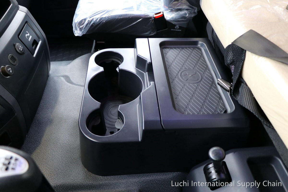 X3000 diesel, white, 440Hp, 4x2, MT