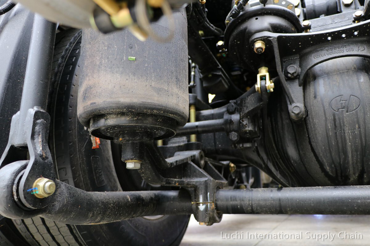 X3000 diesel, white, 440Hp, 4x2, MT